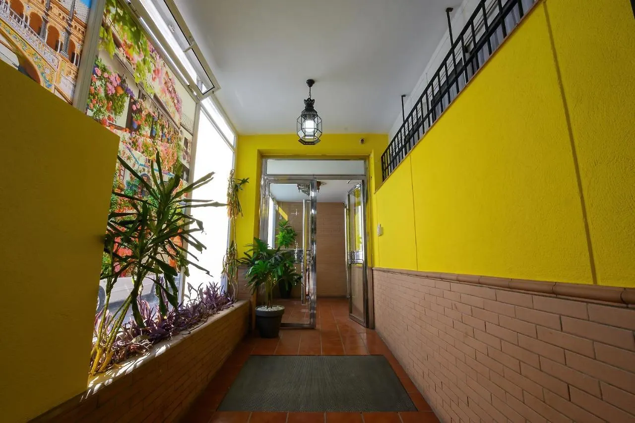 Hotel H28 Camas
