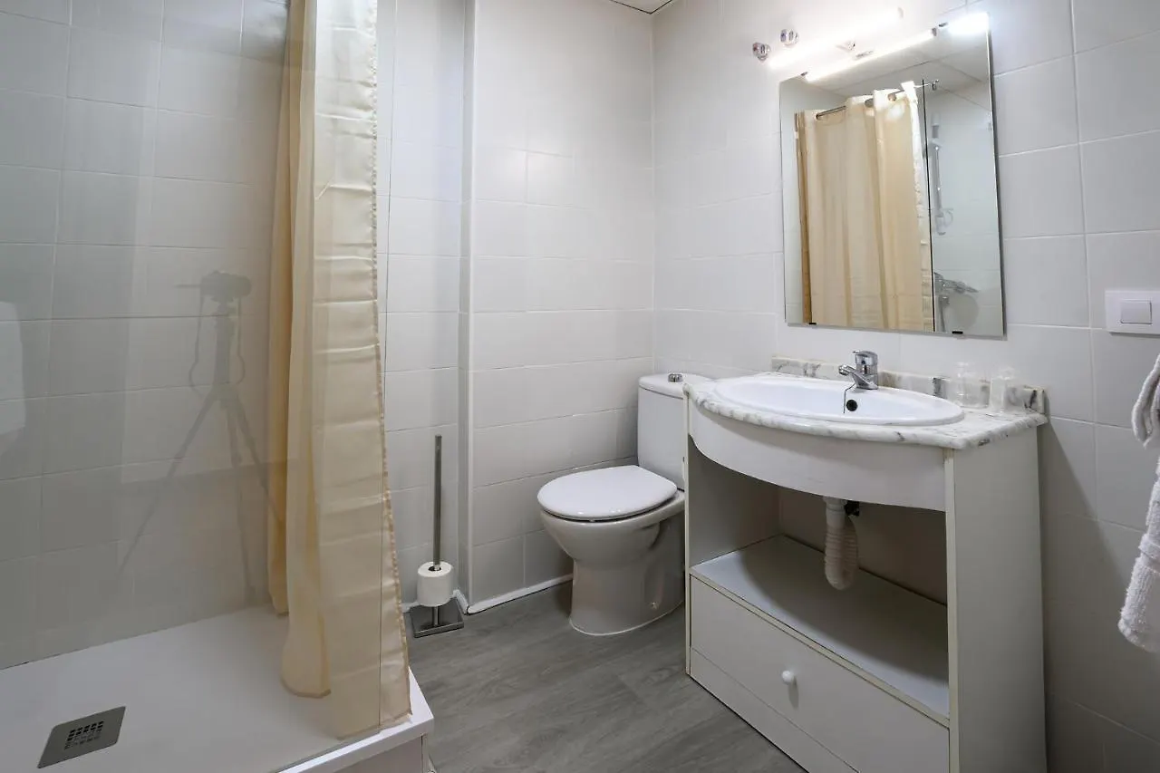 Hotel H28 Camas